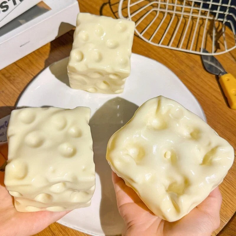 Bola Antiestresse Squishy em F - Novelty Gifts avaliação e preço